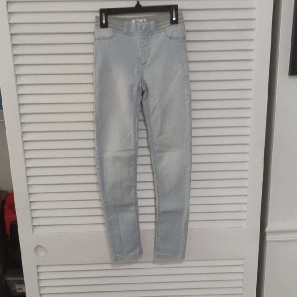 Jordache Light Blue Jeans